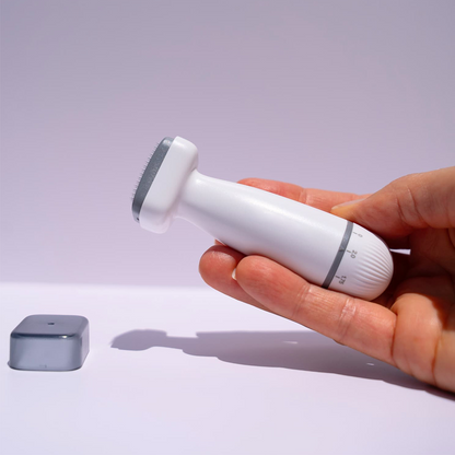 🔥 At-Home Precision Microneedling for Smoother Skin & Healthier-Looking Scalp