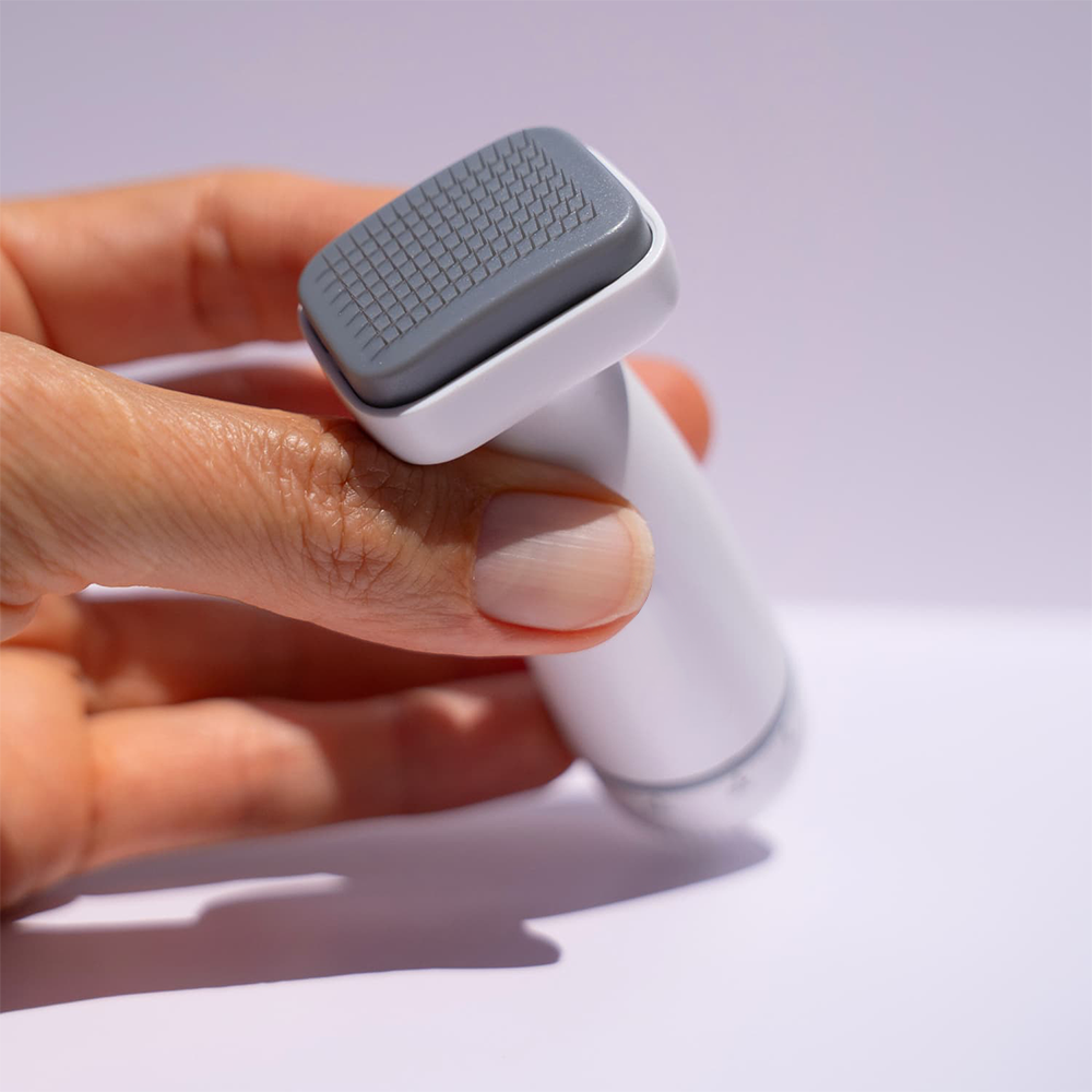 🔥 At-Home Precision Microneedling for Smoother Skin & Healthier-Looking Scalp