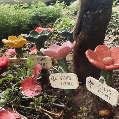 Hjmeta®🐝Flower-Shaped Bee Watering Station💧